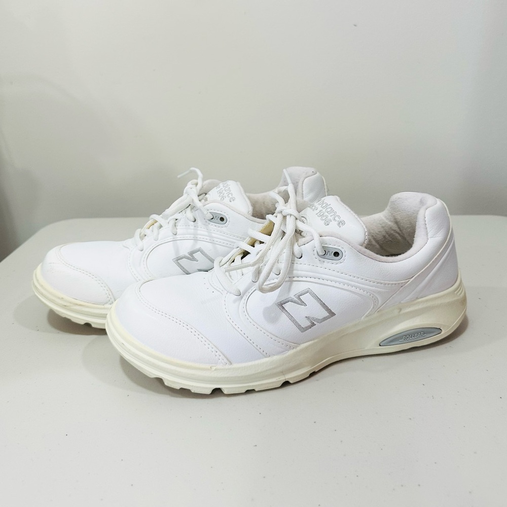 New Balance 812 Walking Shoes White Leather Women’s Size 8,5